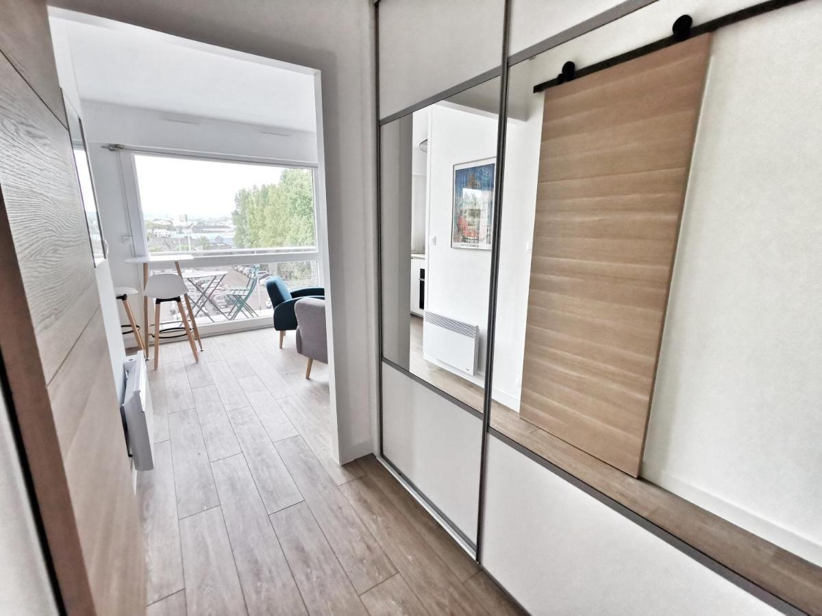 Appartement Lumineux Avec Balcon Et Parking Шербур-ан-Котентан Екстериор снимка